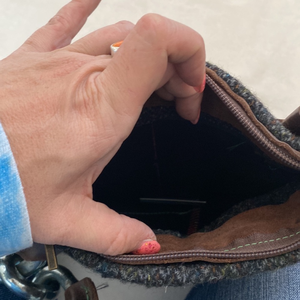 Joey D purse. Great condition. Watch needs new battery. - Picture 2 of 6